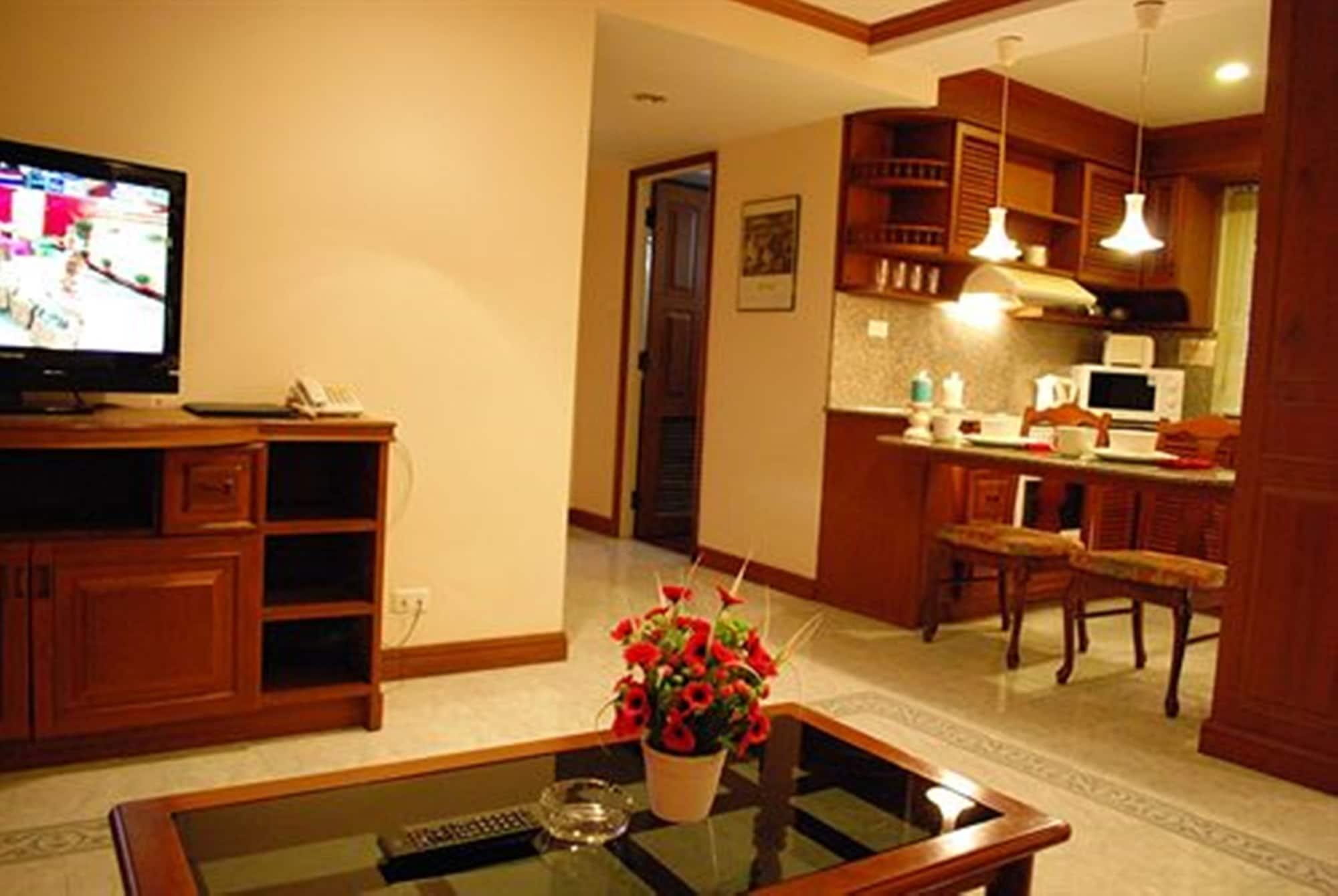 The Residence Garden Pattaya Extérieur photo