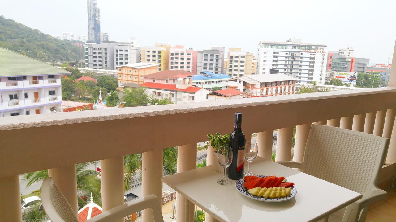 The Residence Garden Pattaya Extérieur photo