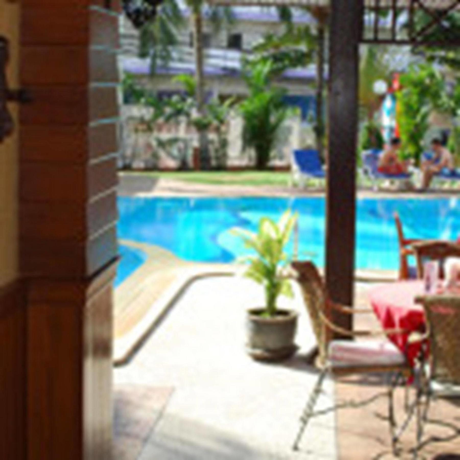 The Residence Garden Pattaya Extérieur photo