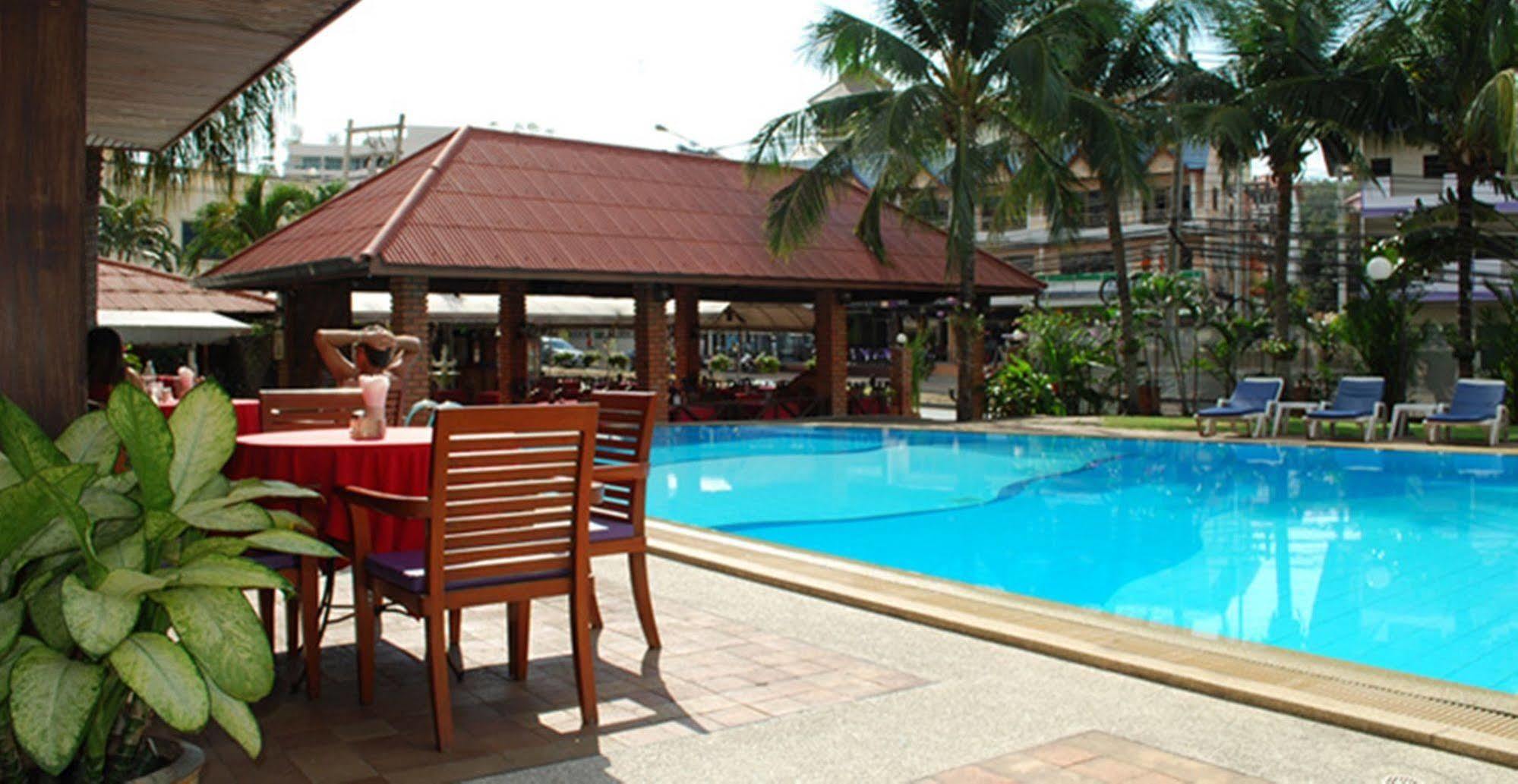 The Residence Garden Pattaya Extérieur photo